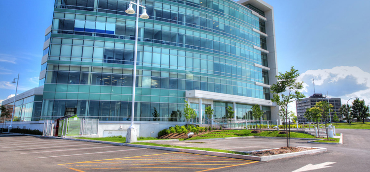 commercial glass door repair Niagara Falls