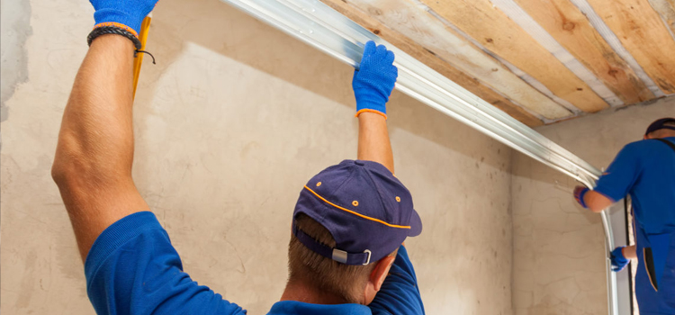 commercial overhead garage door repair in Niagara Falls