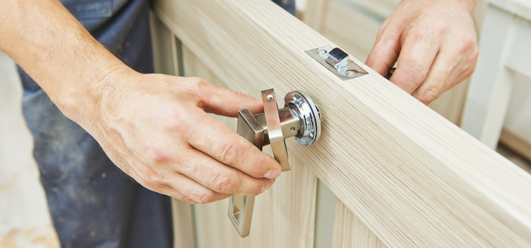 interior door repair Niagara Falls