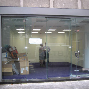 shop front door repair Niagara Falls